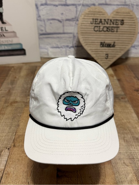 Other - Snowman White Rope Hat